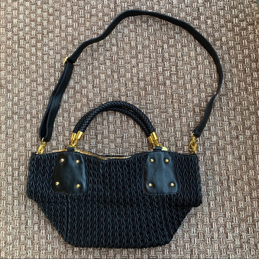 Black crossbody with shoulder straps
